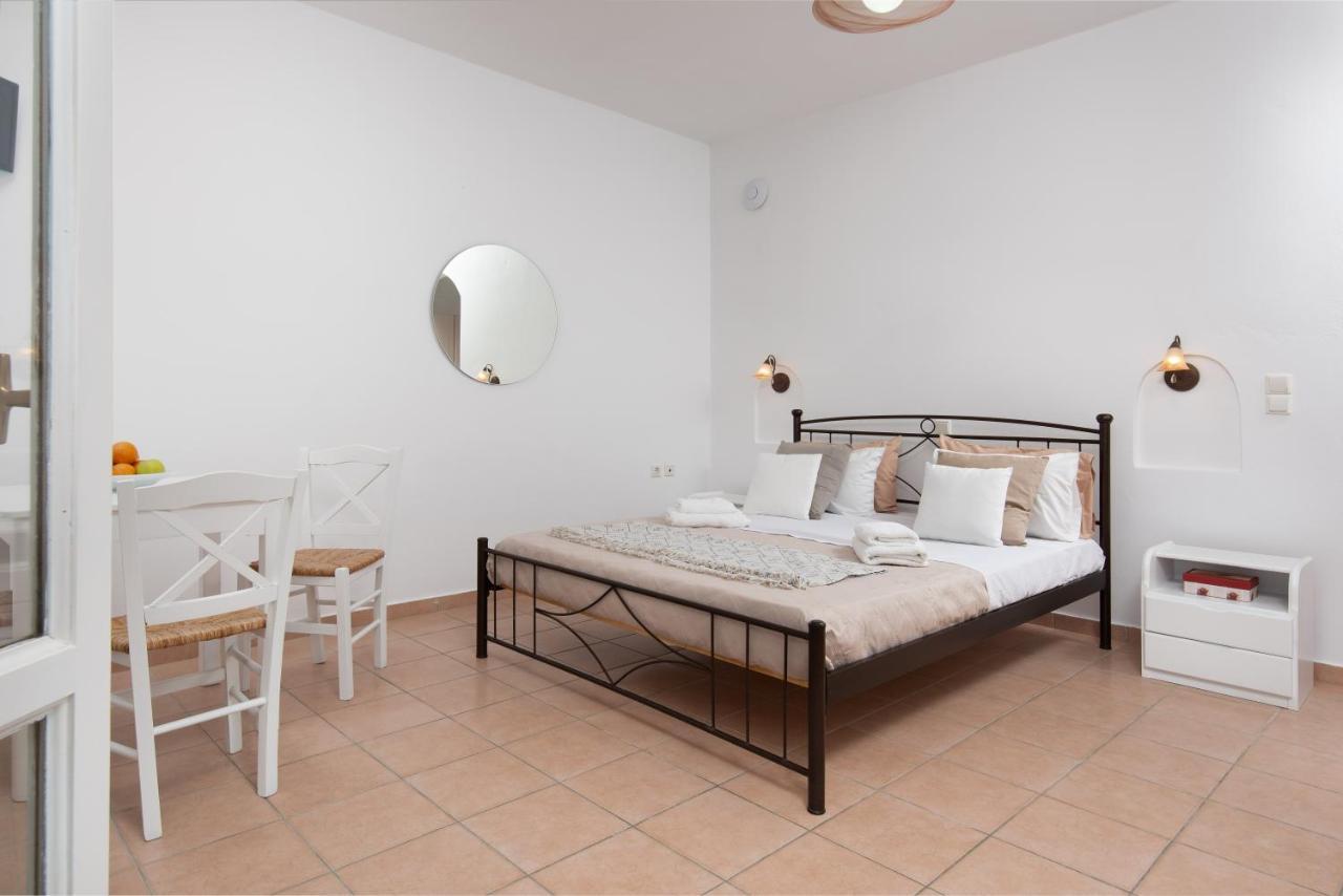 Aqua Naxos Apartments & Suites Агиос Прокопиос Екстериор снимка
