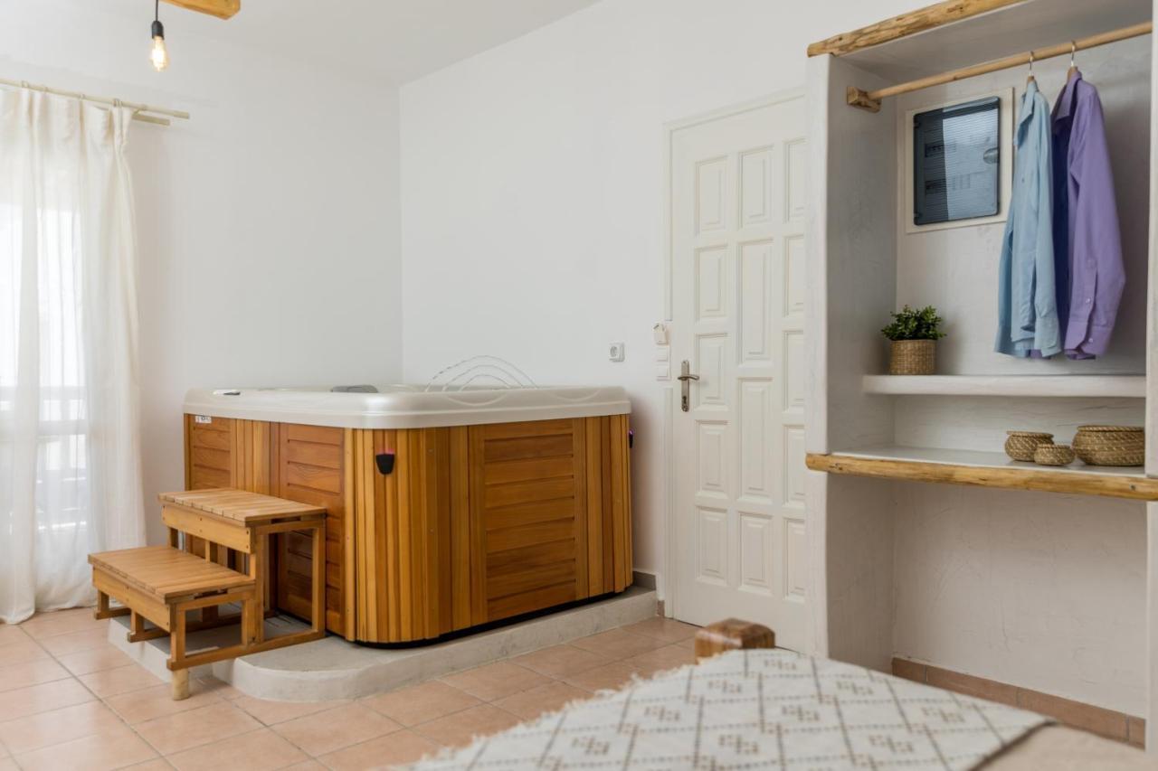 Aqua Naxos Apartments & Suites Агиос Прокопиос Екстериор снимка